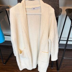 Zara Women's Cozy Cream Cardigan
